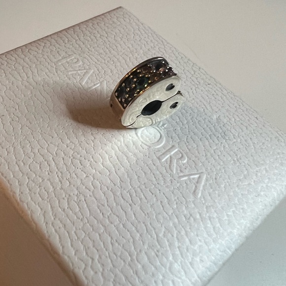 Pandora Rainbow Arc of Love Heart Clip - Picture 4 of 6